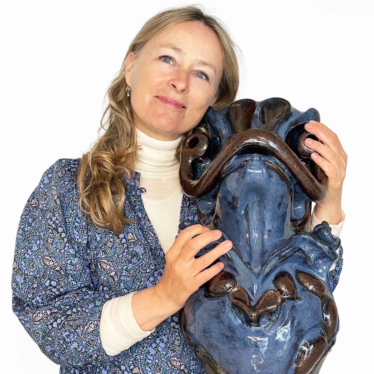 Unique big blue fish art sculpture for home decor